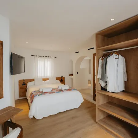 Hotel Fergus Style Punta Arabi